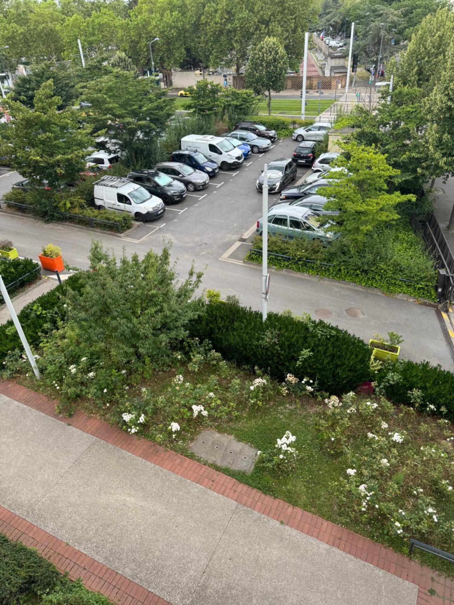 Jardins De La Noue Apartment Villeneuve-la-Garenne Ngoại thất bức ảnh